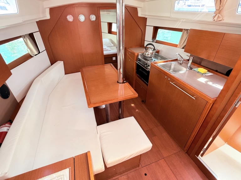 Location Voilier à Sukošan - Bénéteau Oceanis 35