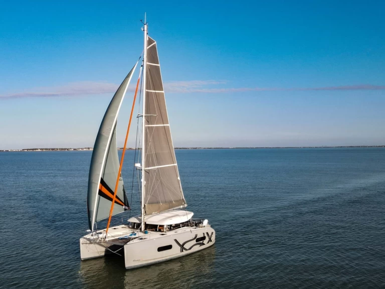 Excess Excess 11 a louer à La Rochelle