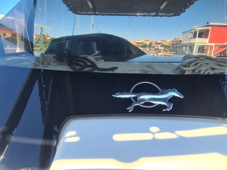 Semi-rigide à louer à Stintino au meilleur prix