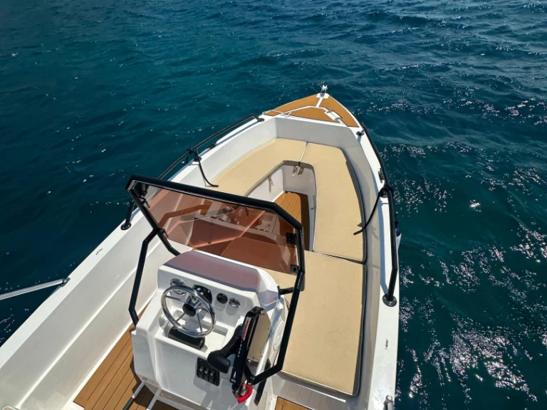 Location à Roses - BravaBoats BF 470 sur SamBoat