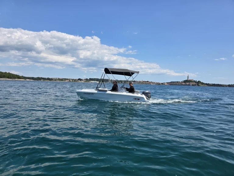 Location bateau Rovinj pas cher Roto 450s family