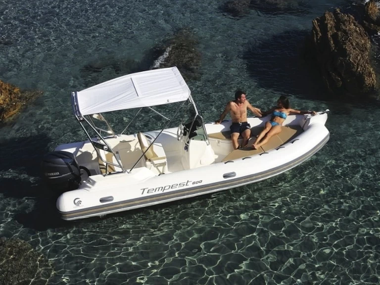 Louez un Capelli Tempest 600 à Marine de Sant'Ambrogio