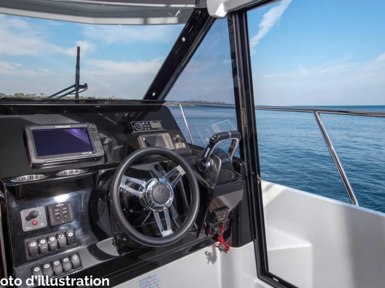 Location bateau Jeanneau Merry Fisher 1095 Fly à Talmont-Saint-Hilaire sur Samboat