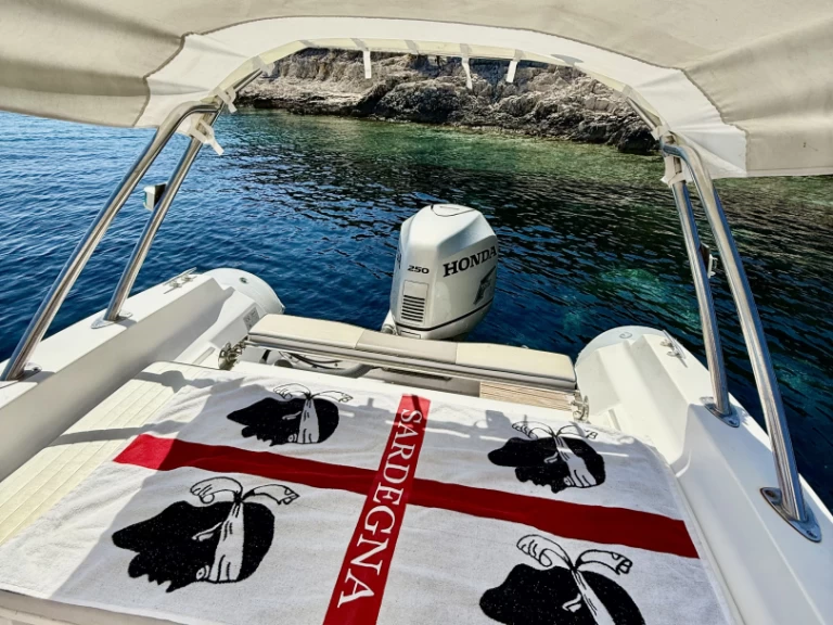 Louer Semi-rigide avec ou sans skipper Sacs à Mali Lošinj