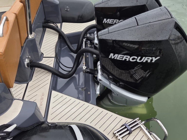 Zodiac Medline 9 a louer à Les Sables-d'Olonne