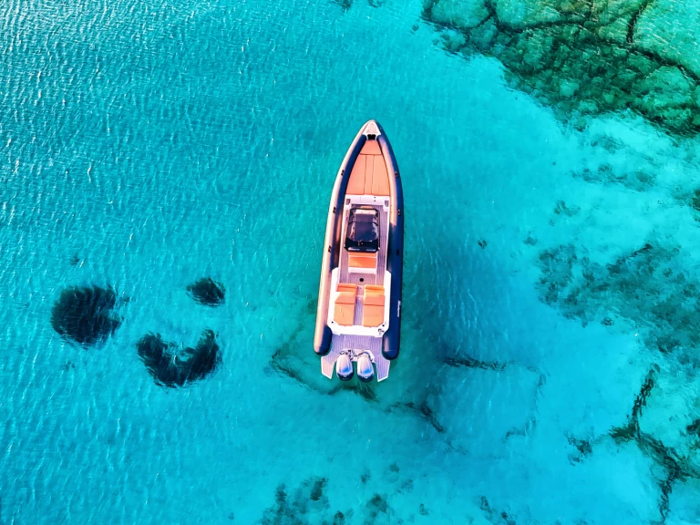 Location bateau Seafighter Shadow 36 à Ornós sur Samboat