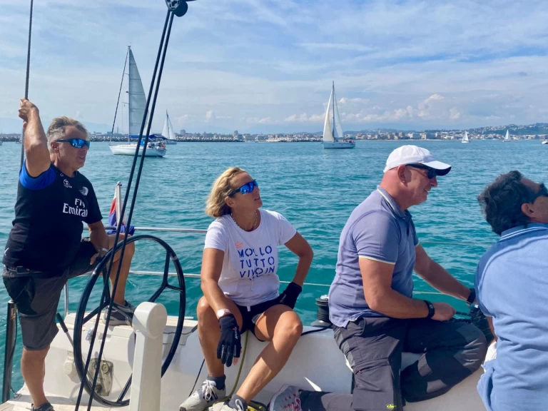 Location bateau Marina Baotić pas cher Elan 410 Performance