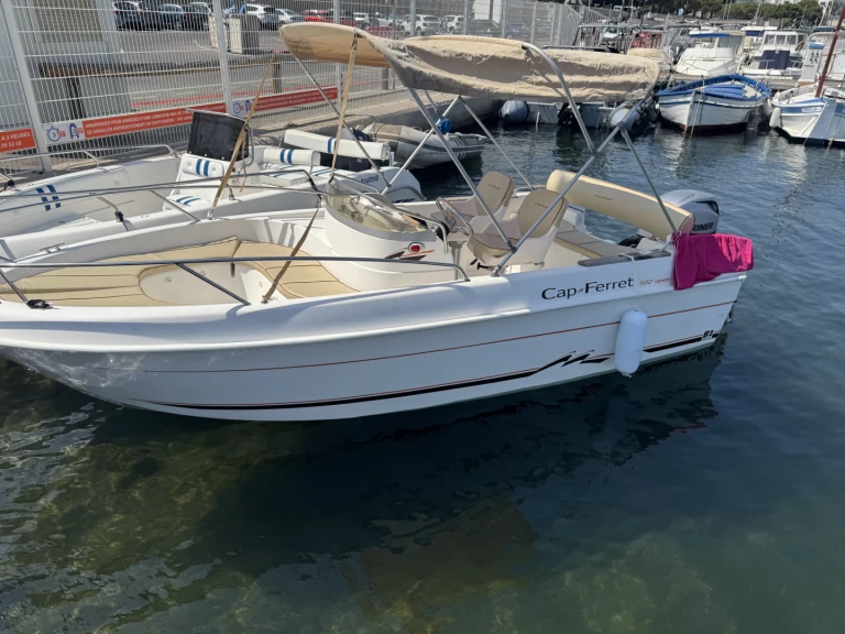 Louer Bateau à moteur avec ou sans skipper Cn-Cap-Ferret à La Ciotat