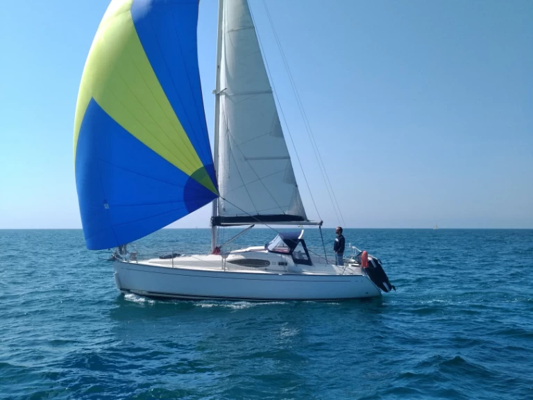 Alliaura-Marine FEELING 32 a louer à Auray