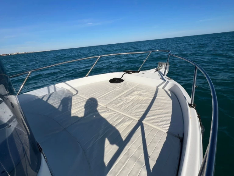 Location Bateau à moteur Sessa Marine avec permis