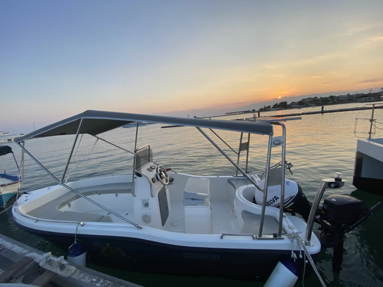 Location bateau Néa Moudhaniá pas cher Igma