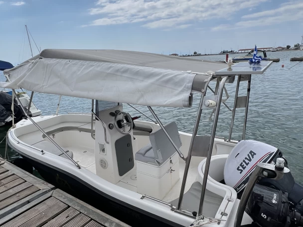 Igma Igma a louer à Néa Moudhaniá