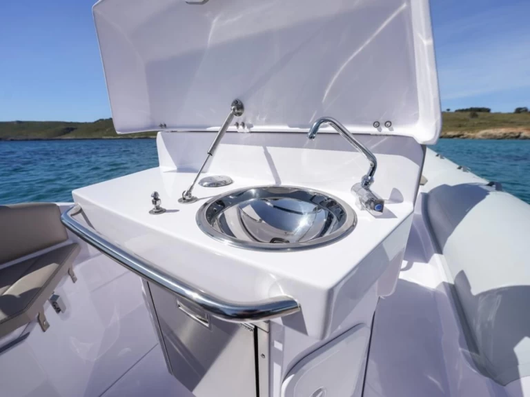 Location Semi-rigide Italboats avec permis