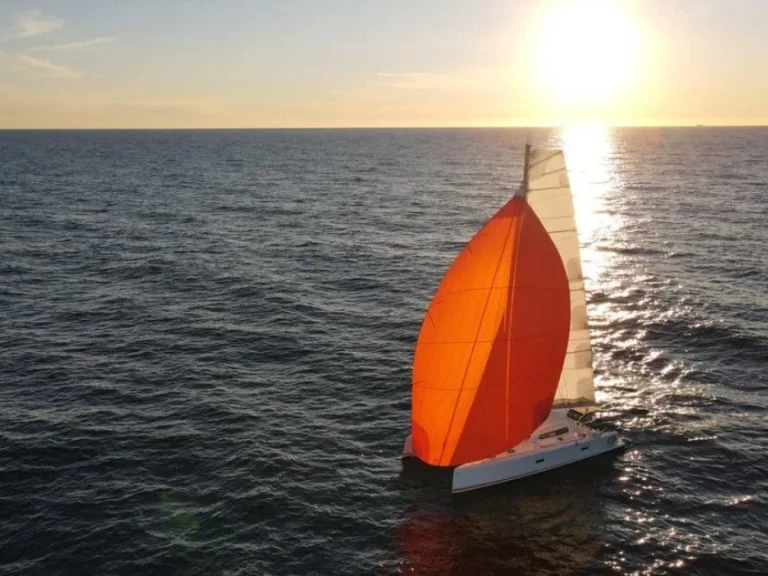 Location à Toulon - Marsaudon Composites TS 42 sur SamBoat