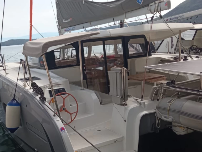 Louez un Excess Excess 11 à Ligia