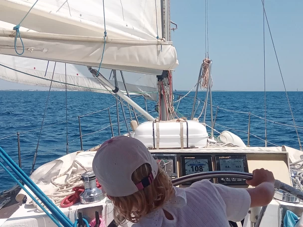 Louez un Kit Marine KM 10.50 à Port-Camargue