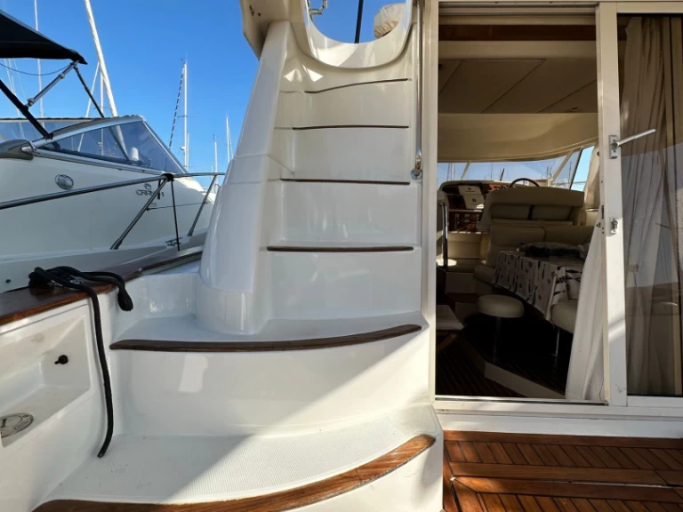 Bateau à moteur à louer à Talamone au meilleur prix