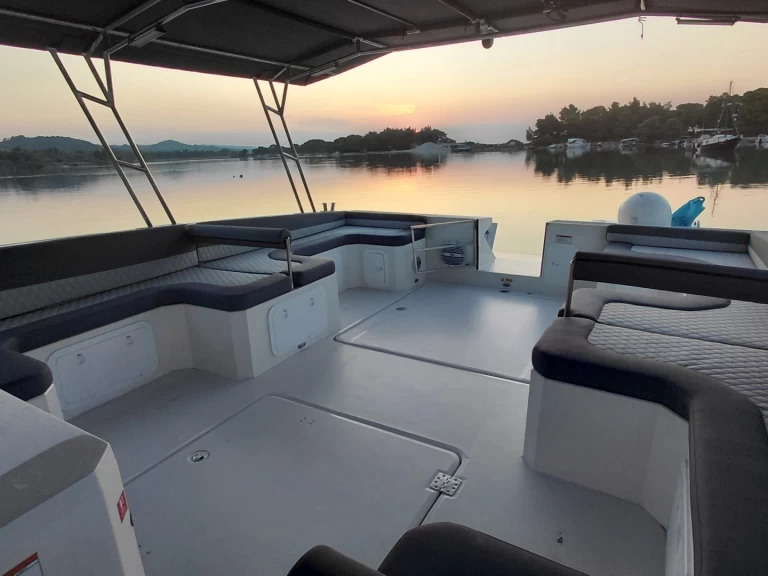 Location bateau Thessalonique (Ville) pas cher Stark 45