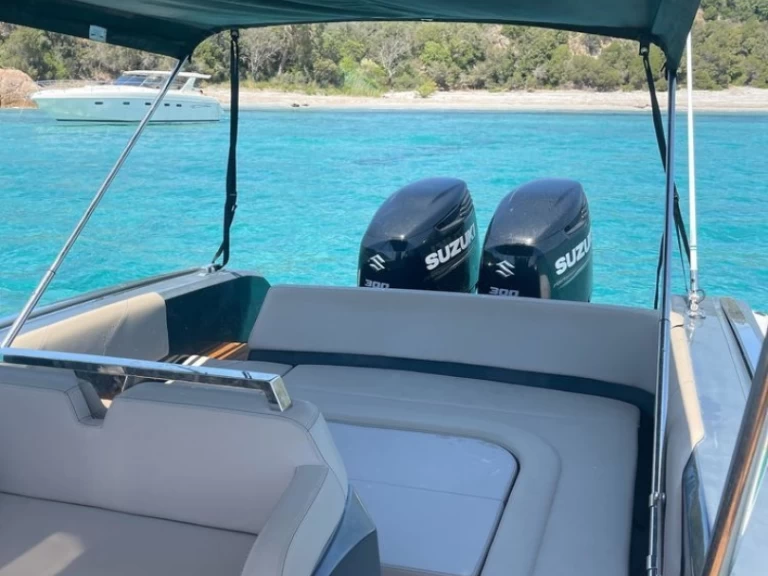 Semi-rigide à louer à Ajaccio au meilleur prix