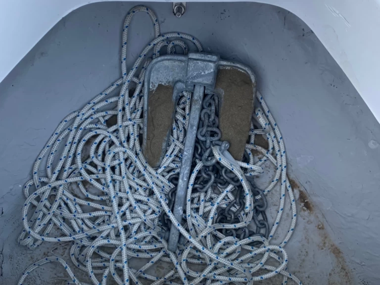 Location Bateau à moteur tancredi avec permis