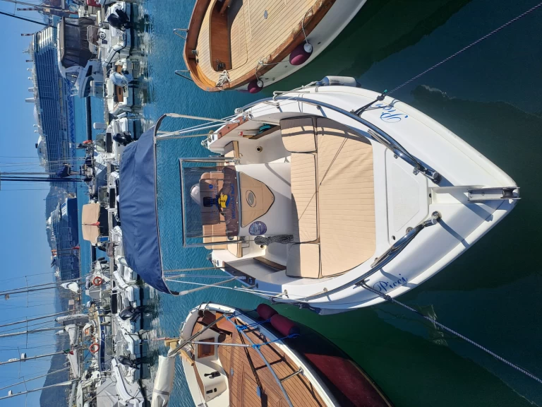 Location bateau Porto Mirabello pas cher MISTRAL 17 