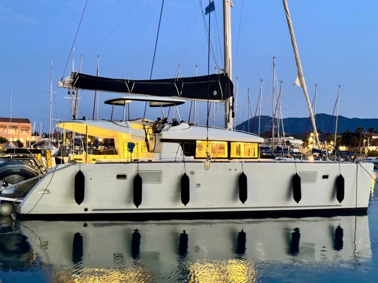 Location bateau Lagoon Lagoon 450 Sport Top à Lefkáda sur Samboat