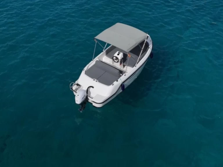 Louer Bateau à moteur avec ou sans skipper FEMIS à Alicante