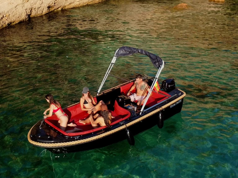 Louer Bateau à moteur avec ou sans skipper Silver Yacht à Sant Antoni de Portmany