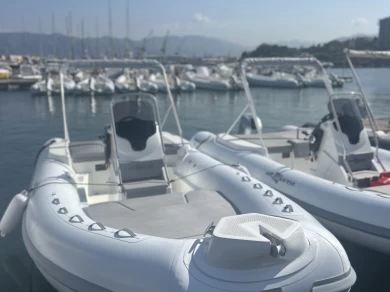 Noleggio barche Palerme economico Wave 20