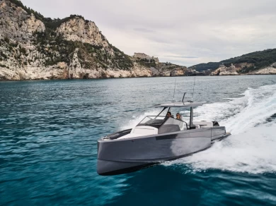 Båtuthyrning VIRTUE YACHTS VIRTUE V10 i Palamós på Samboat 