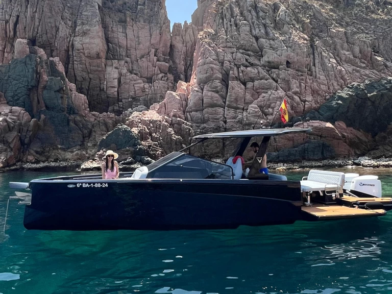 Location Bateau à moteur à Palamós - VIRTUE YACHTS VIRTUE V10