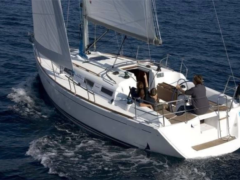 Louez un Dufour Dufour 325 à Ajaccio