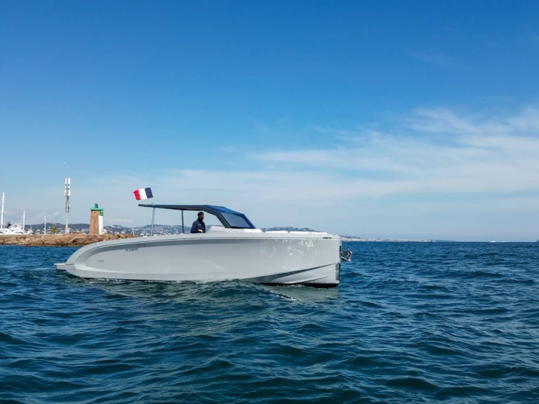 Location Bateau à moteur Rand avec permis