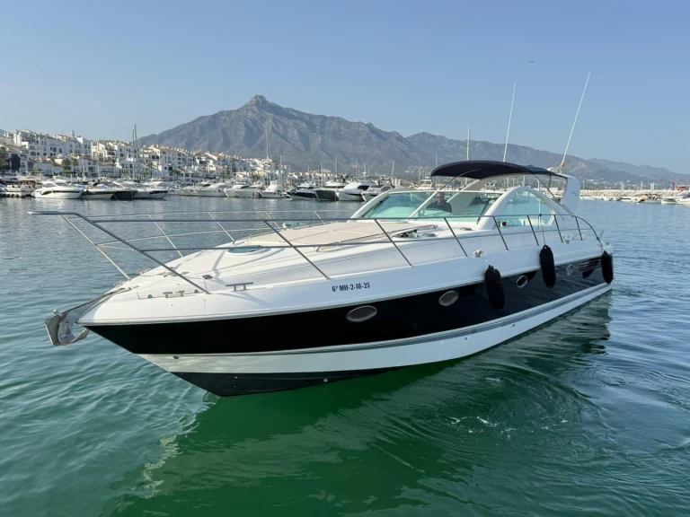 Location bateau Fairline Targa 48 Gran Turismo à Marbella sur Samboat