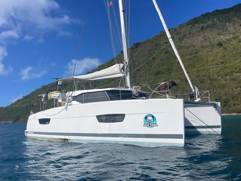 Location Catamaran Fountaine Pajot avec permis