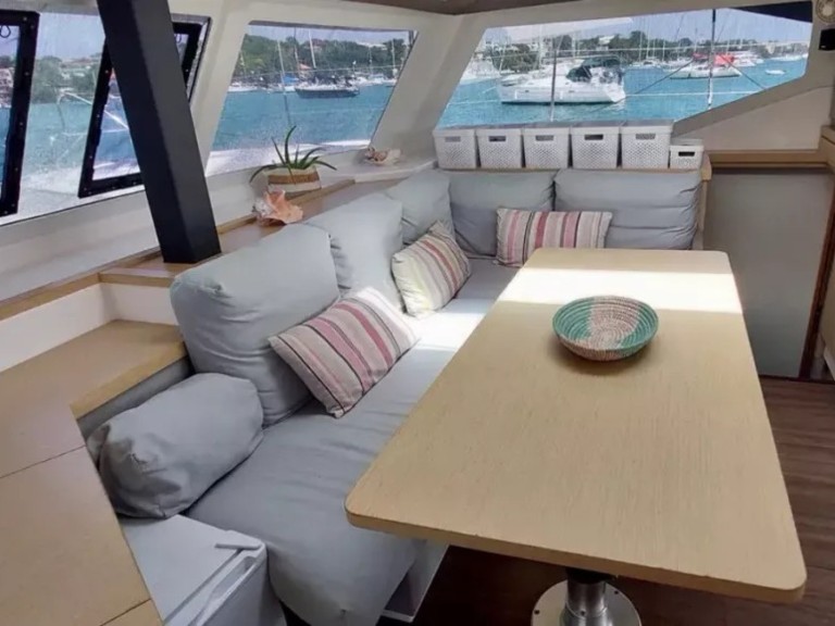 Location Catamaran Fountaine Pajot avec permis