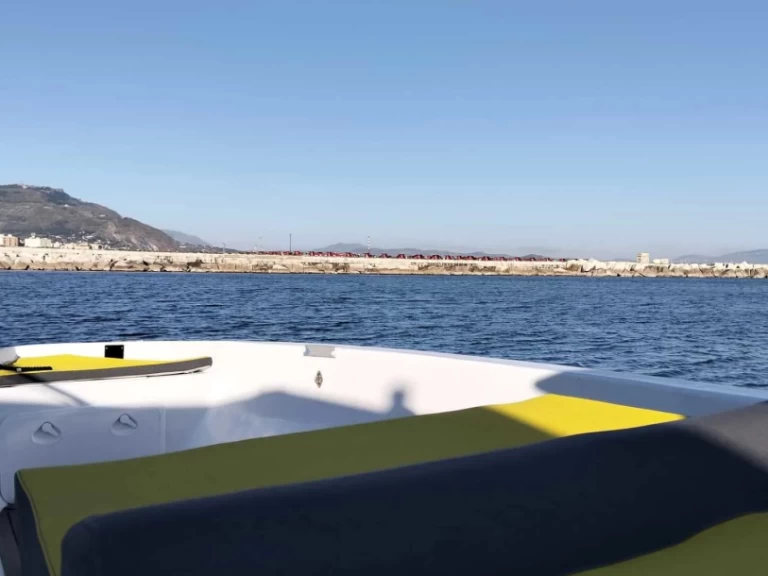 Location Bateau à moteur  avec permis