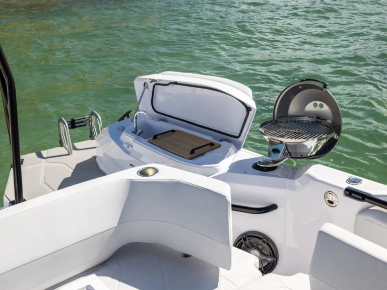 Location bateau Axopar Axopar 29 CCX à Seget Donji sur Samboat