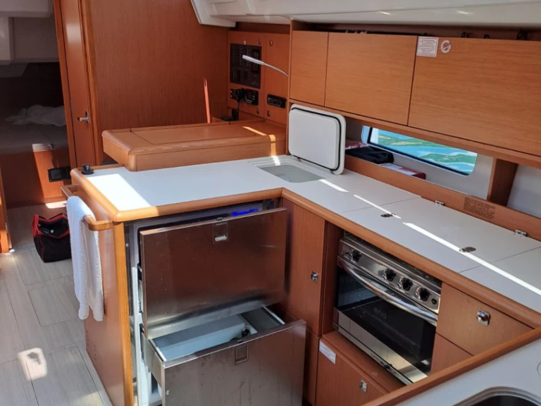 Bavaria Bavaria C46 a louer à Sývota