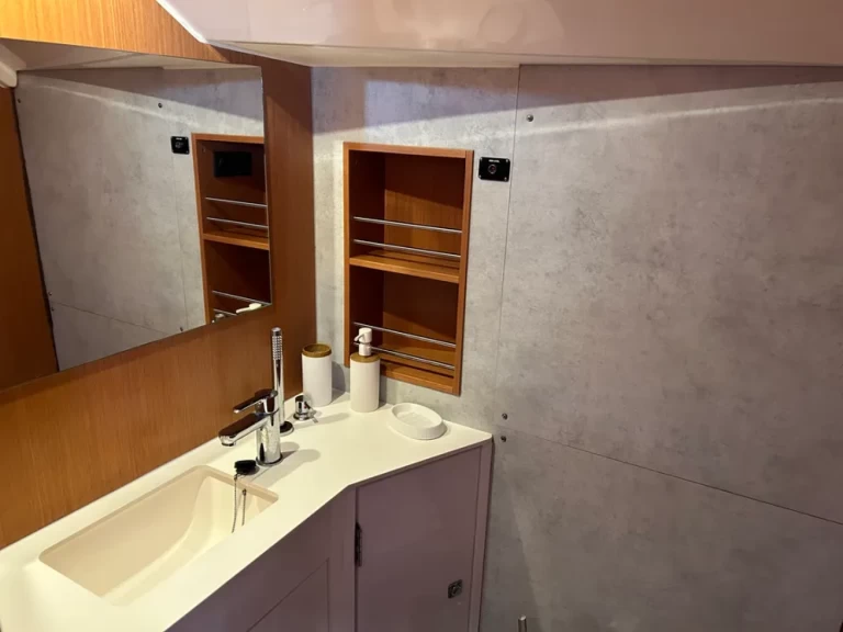 Location bateau Fethiye pas cher Bavaria C42