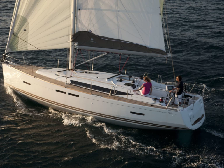 Location bateau Fethiye pas cher Sun Odyssey 409