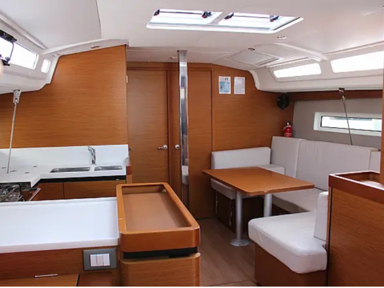 Location à Marigot - Jeanneau Sun Odyssey 440 sur SamBoat