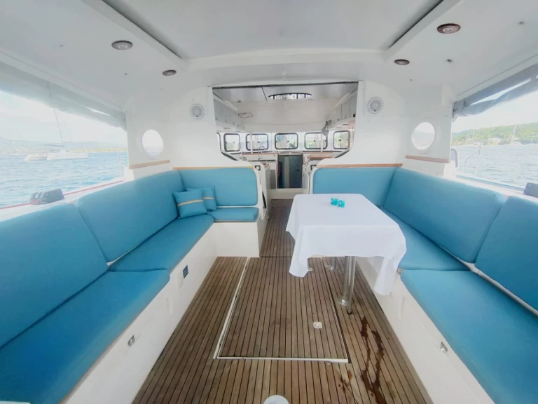 Location bateau Primošten pas cher Atoll 50