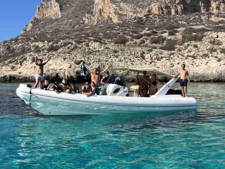 Nautica Led Led Gs 28 a louer à Porto turistico Marsala