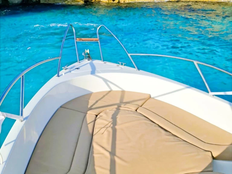 Location Bateau à moteur à Ciutadella de Menorca - Polyester Yacht Open 550