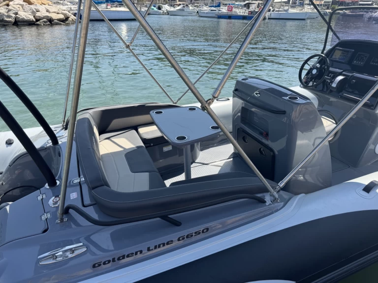 Location bateau La Madrague pas cher Golden Line G650LF