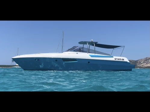 Location Yacht à Stintino - Luxury Yacht  Ego 43