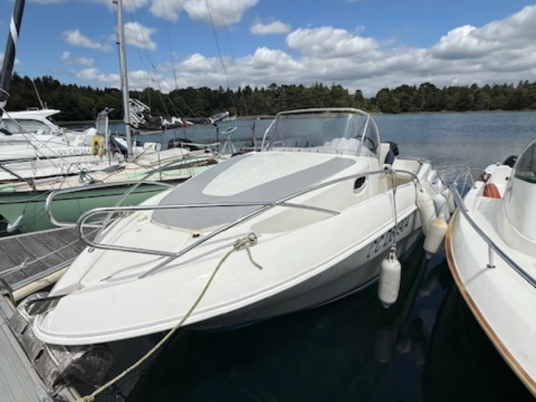 Location Bateau à moteur Quicksilver avec permis