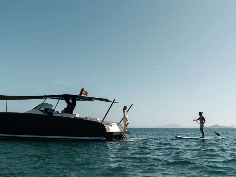 Bateau à moteur à louer à Cannes au meilleur prix