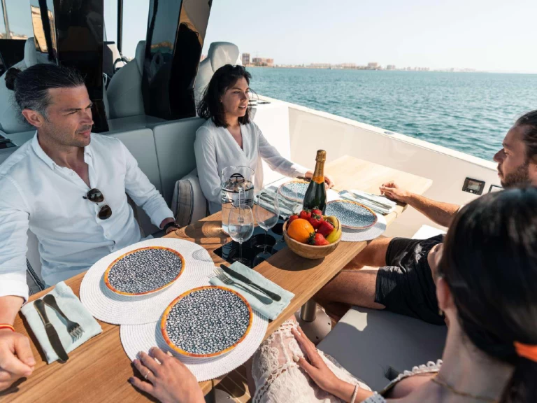 Louez un Tesoro 40 à Cannes